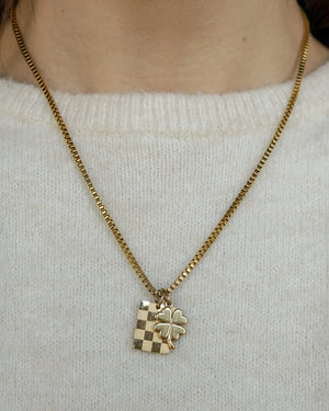 CLOVER // Le collier trèfle et damier